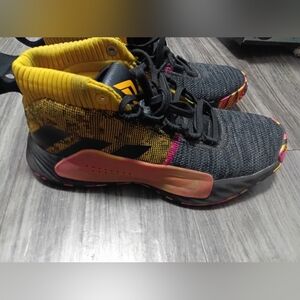 Men's Adidas Dame 5 Core Black Pink Shock Sneakers Size 7 Basketball Shoes